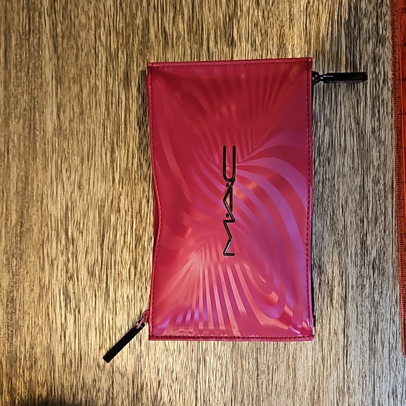 The Happy Planner Expander Rings in MAC Cosmetic Pouch - Picture 2 of 5